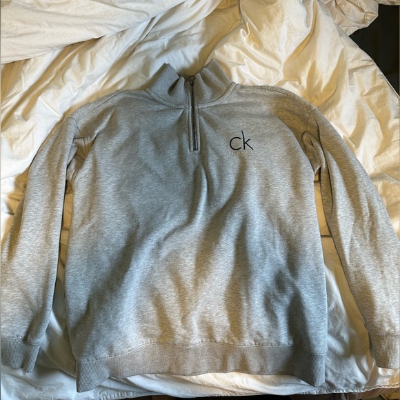 Calvin Klein crew neck sweater - Picture 2 of 2